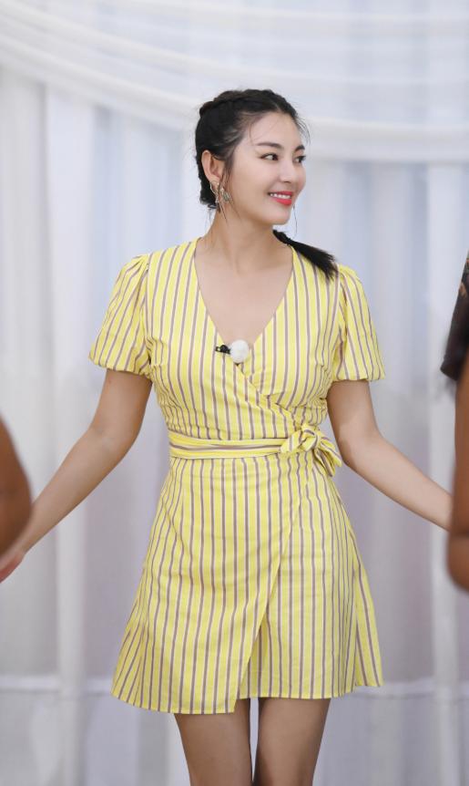 显胖暴露短板，有颜也不灵！张雨绮新剧演妈妈穿搭却成反面教材？休闲区蓝鸢梦想 - Www.slyday.coM