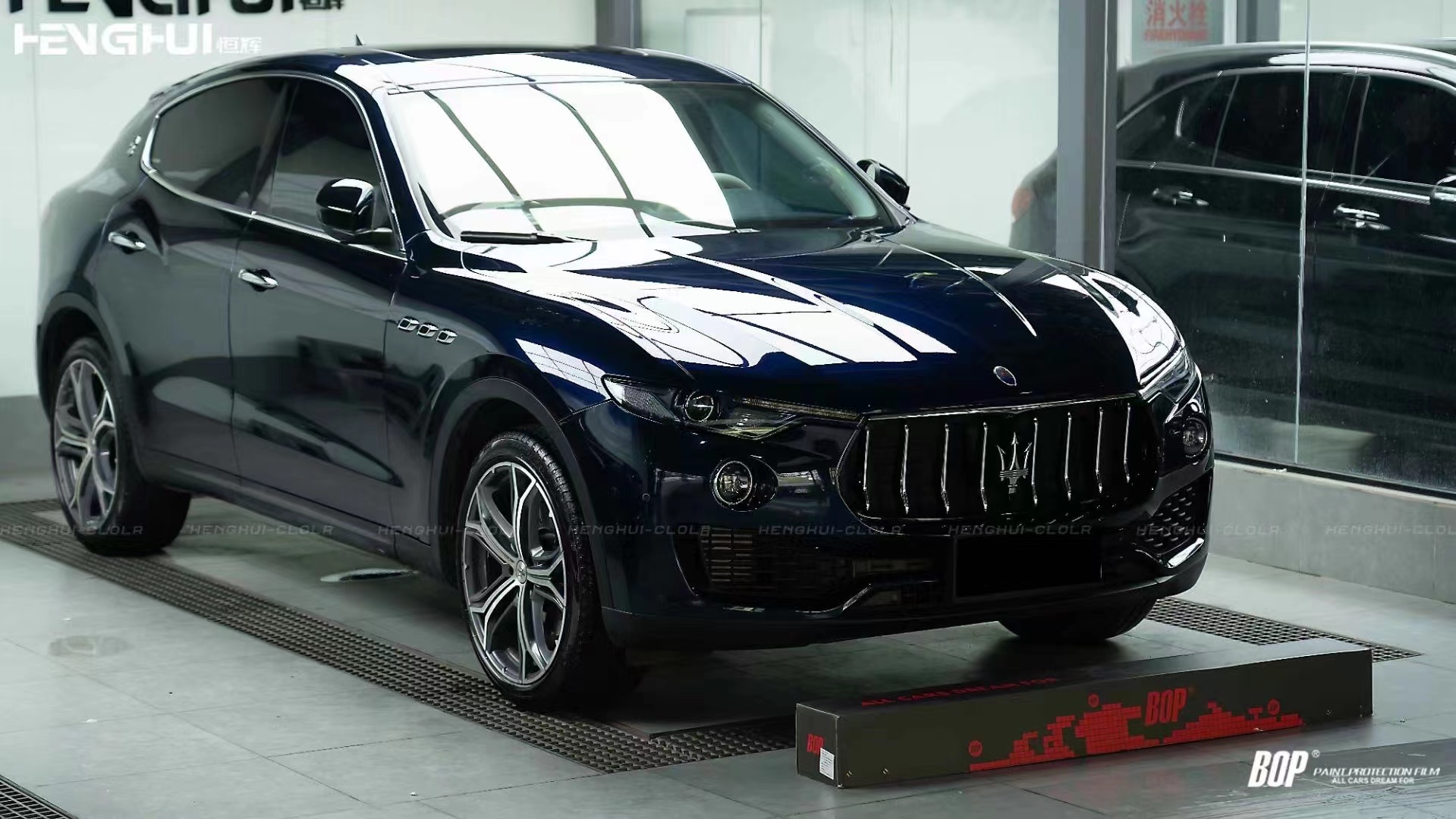 海王必备玛莎拉蒂莱万特有这气质