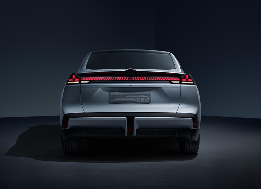 绿色赛场也内卷！三款中型运动纯电家轿谁能脱颖而出？