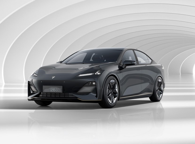 绿色赛场也内卷！三款中型运动纯电家轿谁能脱颖而出？