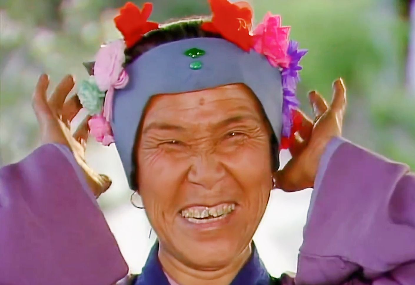 红楼梦里的小人物,曹雪芹只用2个字,就写出了刘姥姥的不卑不亢|姥姥