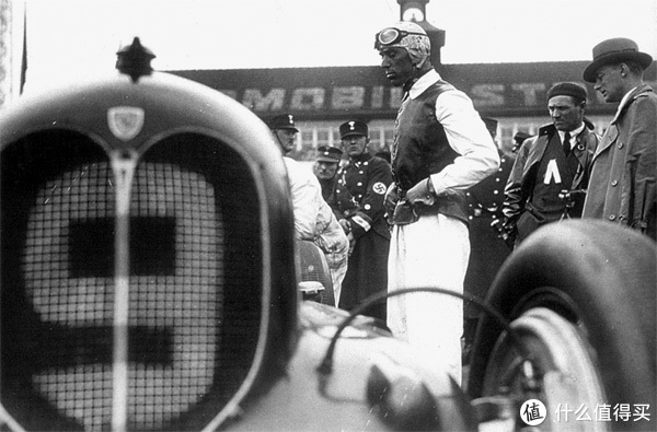 双倍油耗能否歹来双倍快乐？休闲区蓝鸢梦想 - Www.slyday.coM