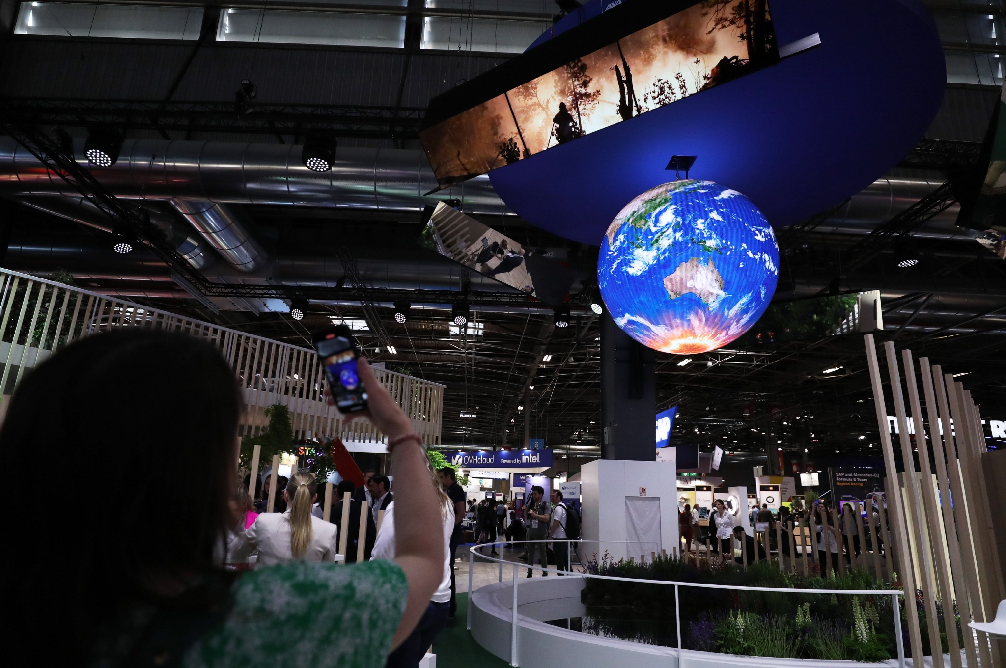 法国vivatech科技创新展览会在巴黎举行-新浪汽车