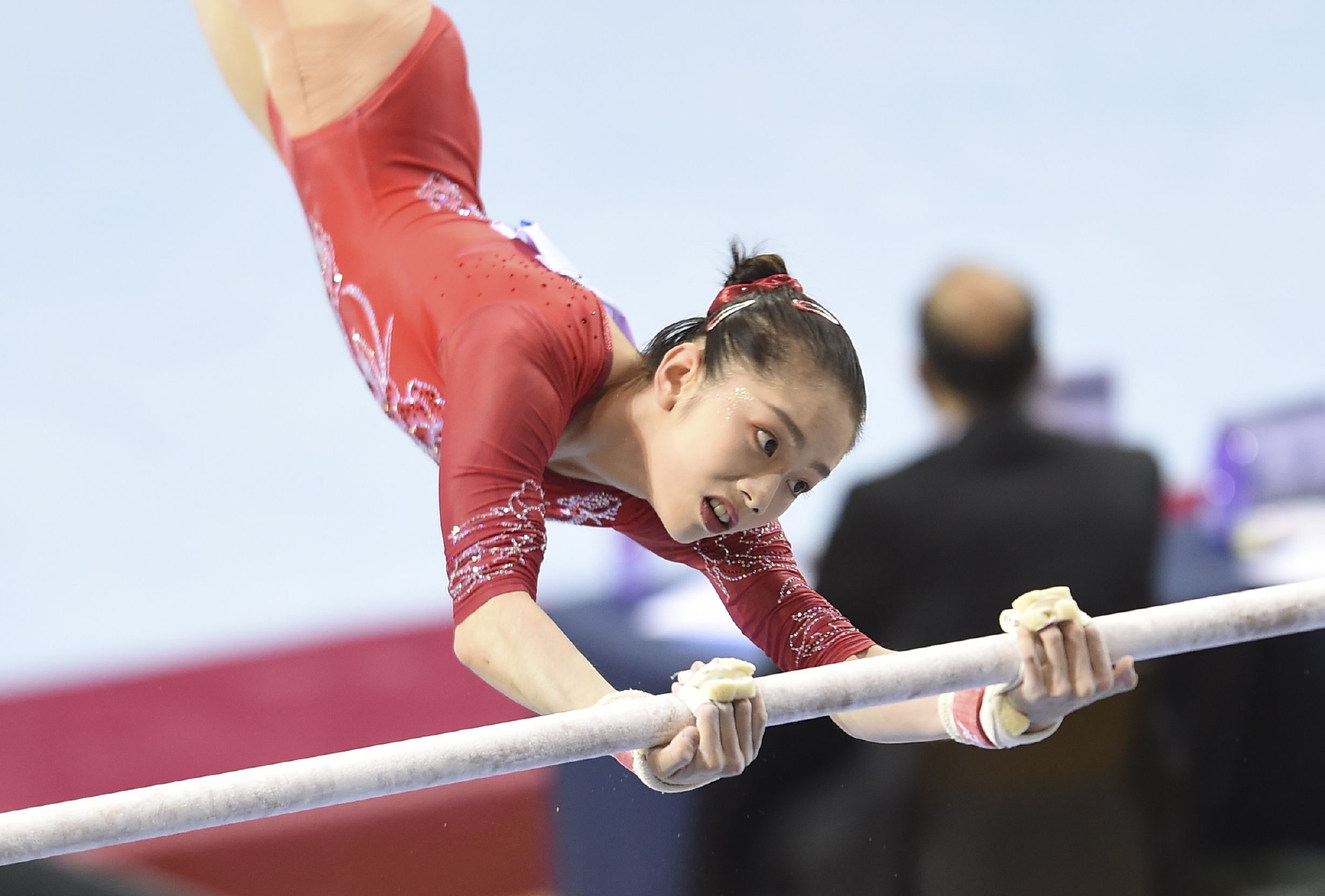 体操——亚锦赛:韦筱圆晋级高低杠决赛|高低杠|体操|韦筱圆_新浪新闻