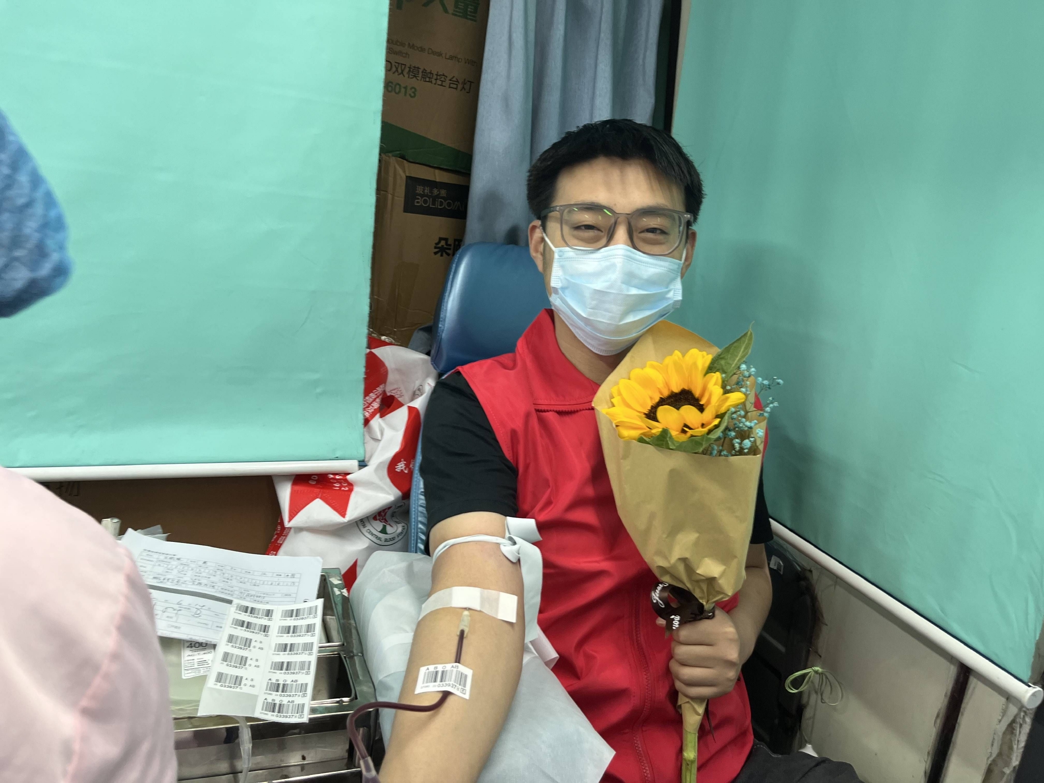 2022世界献血者日休闲区蓝鸢梦想 - Www.slyday.coM