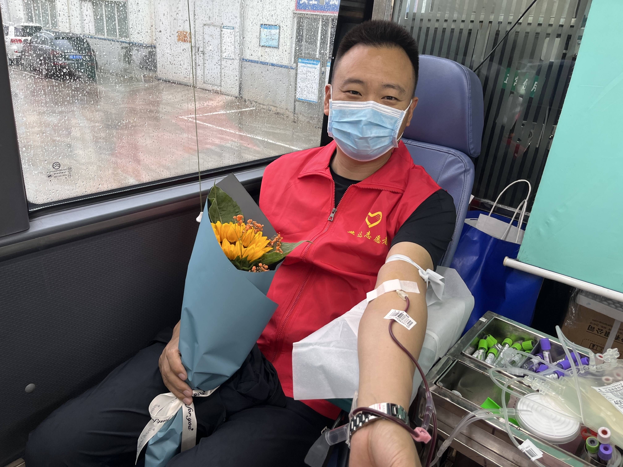 2022世界献血者日休闲区蓝鸢梦想 - Www.slyday.coM