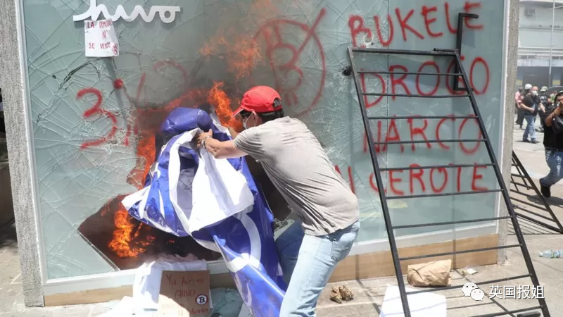 魔幻！穷国用比特币当法定货币，拿国库豪赌炒币爆亏50%，经济恐崩盘？休闲区蓝鸢梦想 - Www.slyday.coM