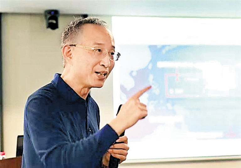 胡振宇: 到处是奋发向上的氛围