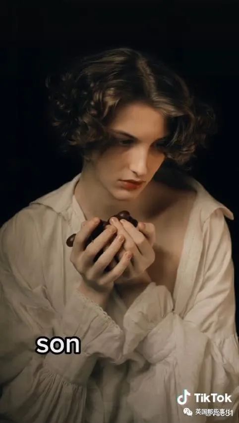 俄罗斯19岁模特长了张雌雄莫辨的俊美脸,简直太油画感!__财经头条