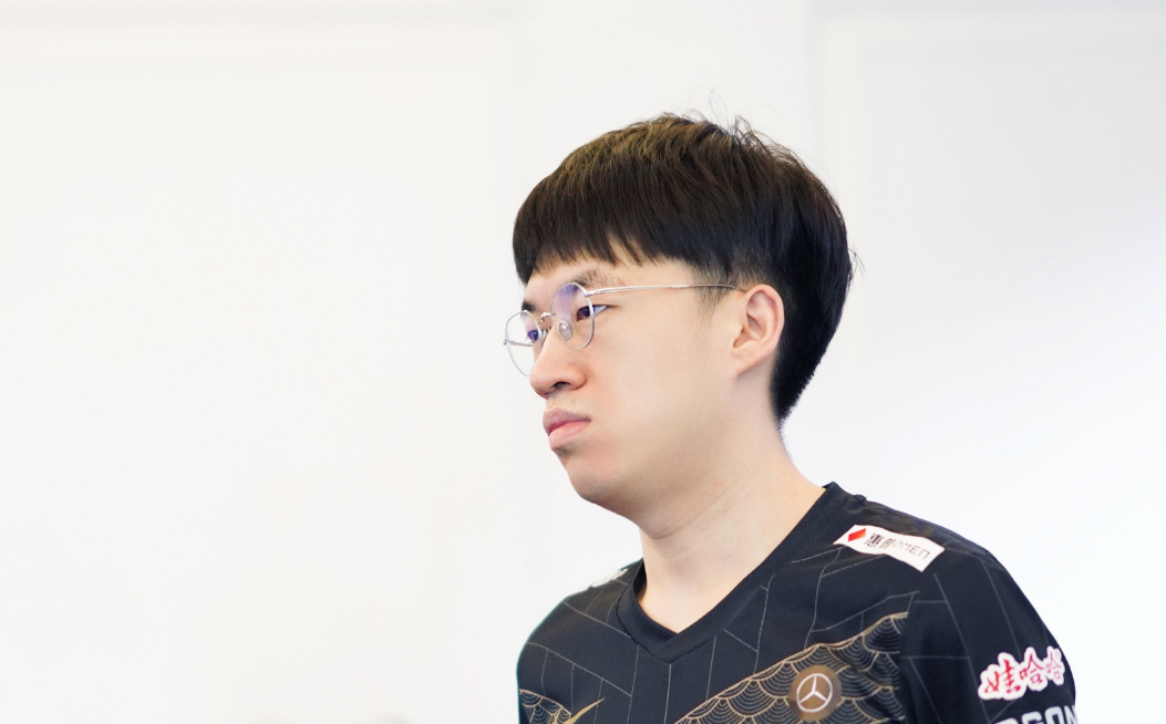 招牌中的招牌gala近五场卡莎全部超神rng拿下开门红