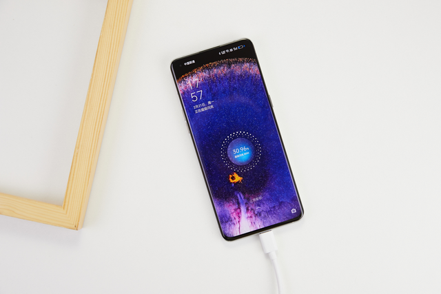 618买国产旗舰还是苹果？看完Find X5 Pro用户评价，终于明白了休闲区蓝鸢梦想 - Www.slyday.coM