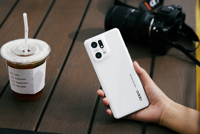 618买国产旗舰还是苹果？看完Find X5 Pro用户评价，终于明白了休闲区蓝鸢梦想 - Www.slyday.coM