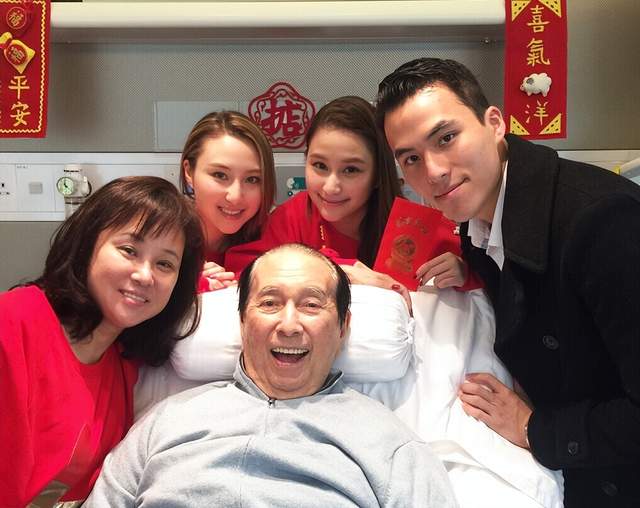 何超莲自曝赌王曾被暗杀3次，所幸没有受到伤害，后来加强了安保休闲区蓝鸢梦想 - Www.slyday.coM