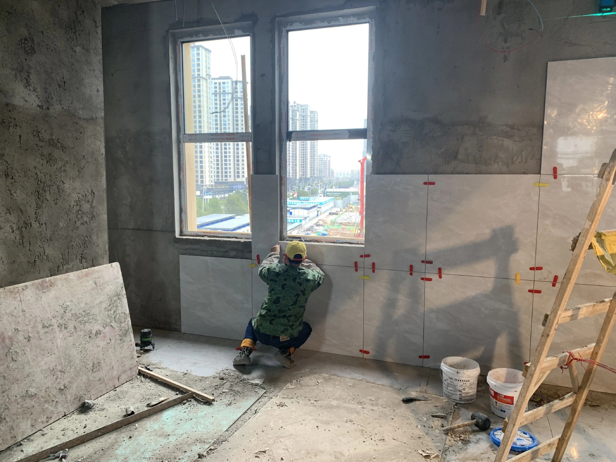 瓷砖|背胶|地板_新浪新闻