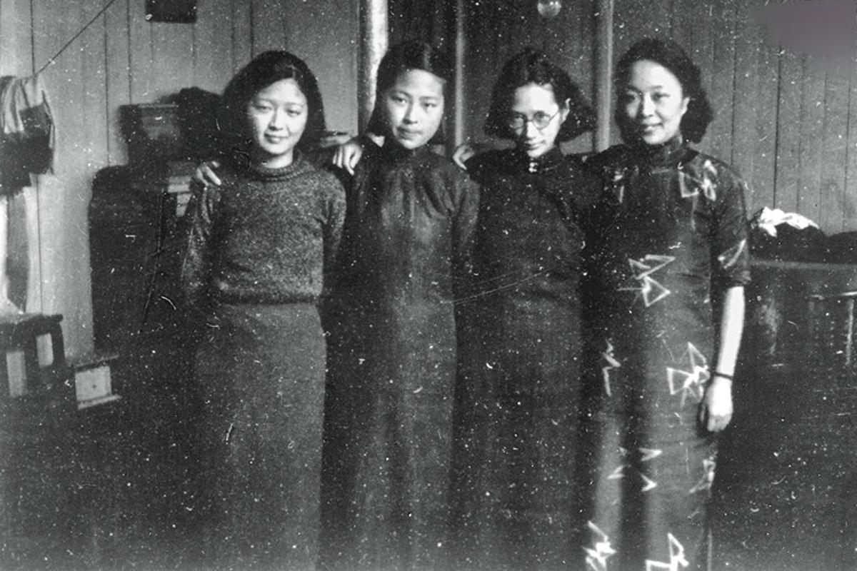 沈从文转入精神病院，张兆和转身离去，晚年她已认不出丈夫的模样__财经头条