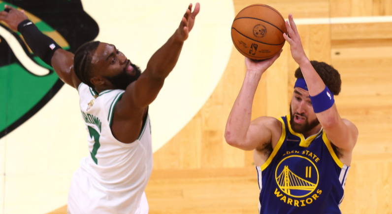 时隔4年夺冠!勇士4休闲区蓝鸢梦想 - Www.slyday.coM 时隔4年夺冠!勇士4休闲区蓝鸢梦想 - Www.slyday.coM