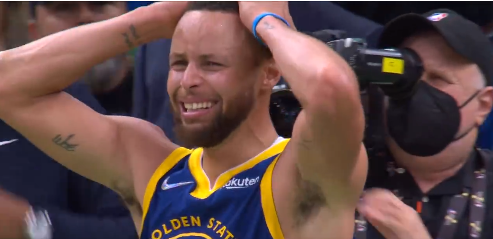 21比0!第3节提前戴戒指!勇士总冠军,库里FMVP休闲区蓝鸢梦想 - Www.slyday.coM 21比0!第3节提前戴戒指!勇士总冠军,库里FMVP休闲区蓝鸢梦想 - Www.slyday.coM