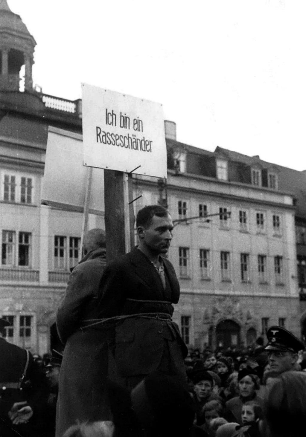 我玷污了种族 我与波兰人同住 二战时期的德国种族歧视休闲区蓝鸢梦想 - Www.slyday.coM 我玷污了种族 我与波兰人同住 二战时期的德国种族歧视休闲区蓝鸢梦想 - Www.slyday.coM