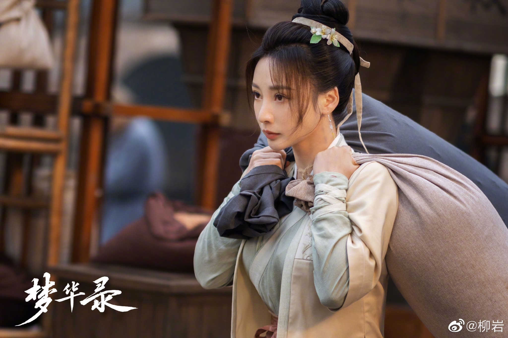 柳岩晒《梦华录》九宫格剧照  大赞孙三娘“勇、韧、善”休闲区蓝鸢梦想 - Www.slyday.coM