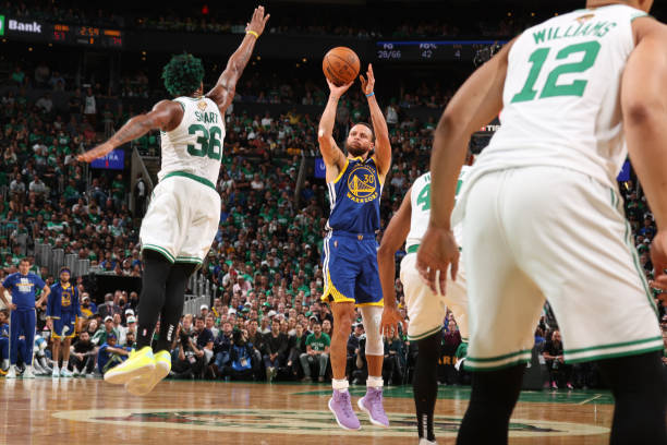 库里总决赛生涯三分命中数超150个，NBA历史唯一休闲区蓝鸢梦想 - Www.slyday.coM