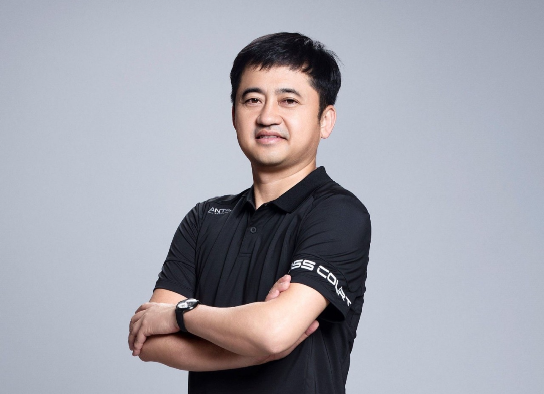 安踏丁世忠:步履不停 就是抵达__财经头条