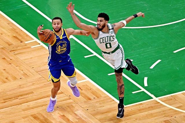 8年4冠！库里终于等到FMVP甩掉软蛋帽子 绿军科比第一罪人休闲区蓝鸢梦想 - Www.slyday.coM