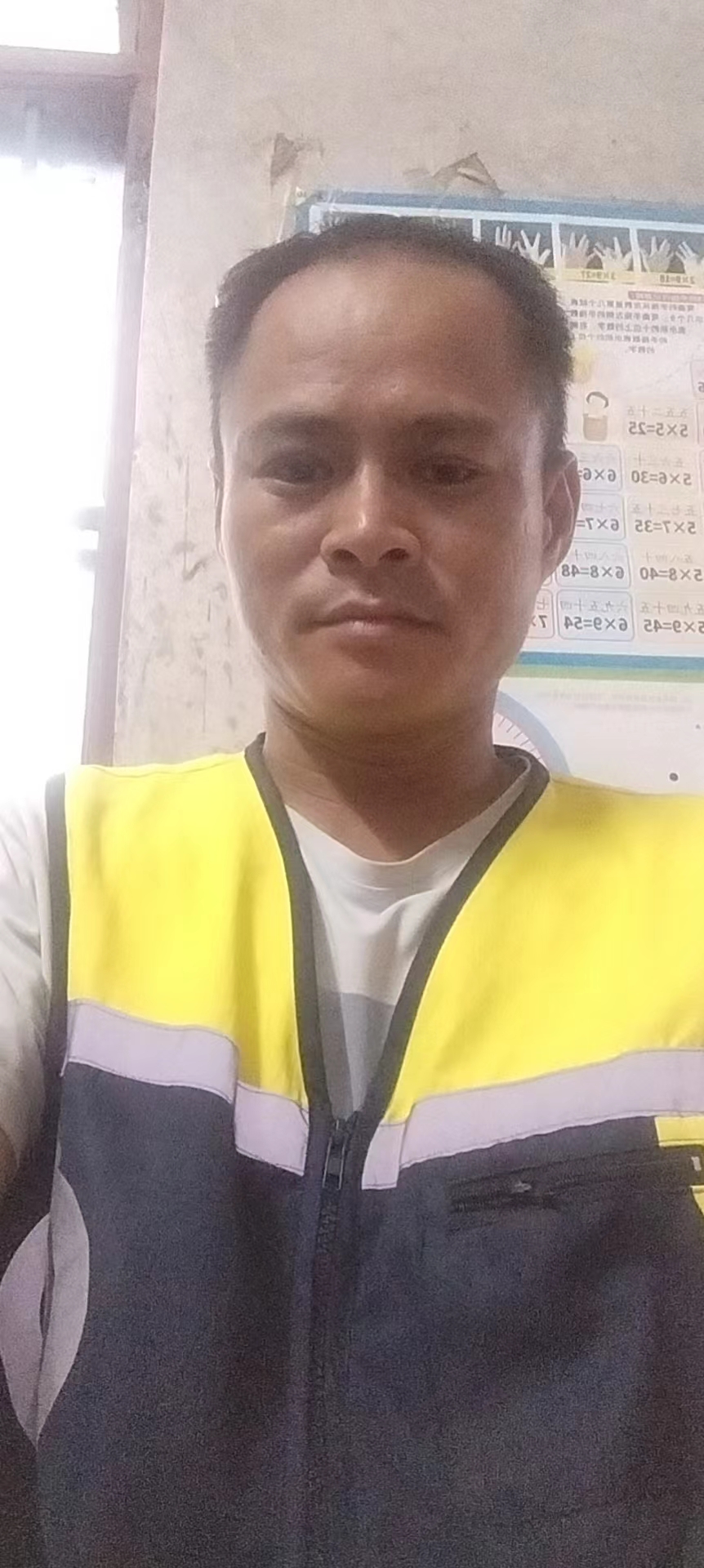 找到9位平民英雄！男子闹市刺伤女孩，逃窜一公里后被合力制伏休闲区蓝鸢梦想 - Www.slyday.coM