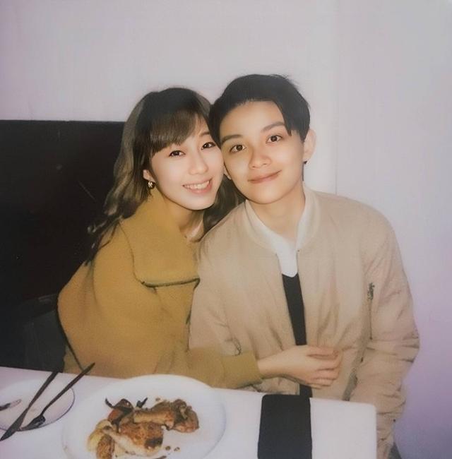 tvb人气女星晒与女友合照患免疫系统疾病被断言30岁就坐轮椅