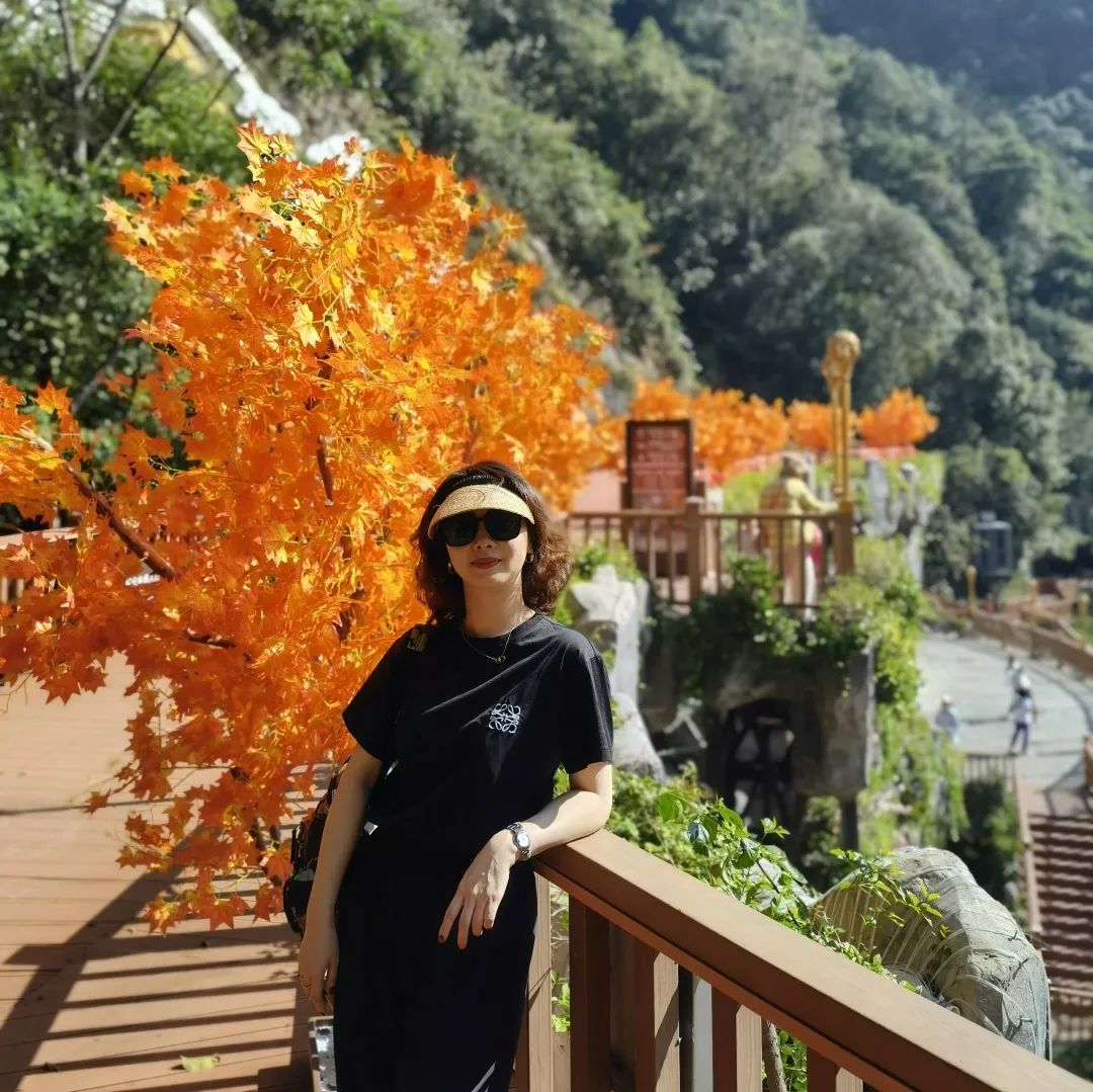 职场女性如何平衡事业与家庭？专访MBM学生、比亚迪高管朱倩芸休闲区蓝鸢梦想 - Www.slyday.coM