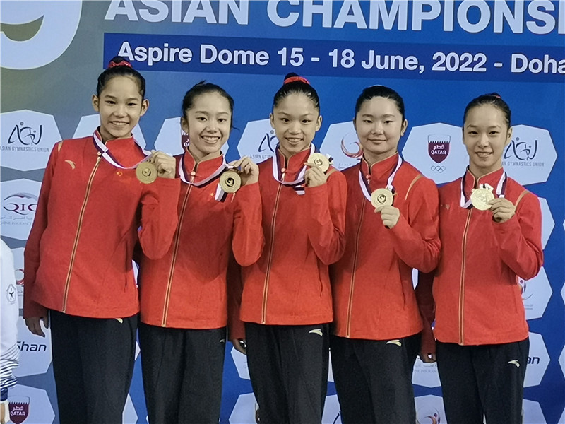 20岁“老将”的坚守！中国体操锁定世锦赛资格，上海姑娘章瑾夺女子全能金牌休闲区蓝鸢梦想 - Www.slyday.coM