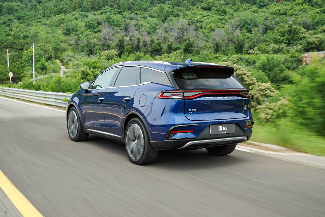 30万的国产电车应该什么水平试驾2022款比亚迪唐ev