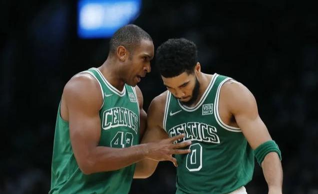 凯尔特人被勇士4:2击败,纵观整个系列赛,凯尔特人输在哪?休闲区蓝鸢梦想 - Www.slyday.coM 凯尔特人被勇士4:2击败,纵观整个系列赛,凯尔特人输在哪?休闲区蓝鸢梦想 - Www.slyday.coM