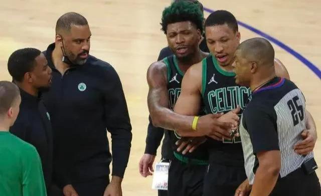 凯尔特人被勇士4:2击败,纵观整个系列赛,凯尔特人输在哪?休闲区蓝鸢梦想 - Www.slyday.coM 凯尔特人被勇士4:2击败,纵观整个系列赛,凯尔特人输在哪?休闲区蓝鸢梦想 - Www.slyday.coM