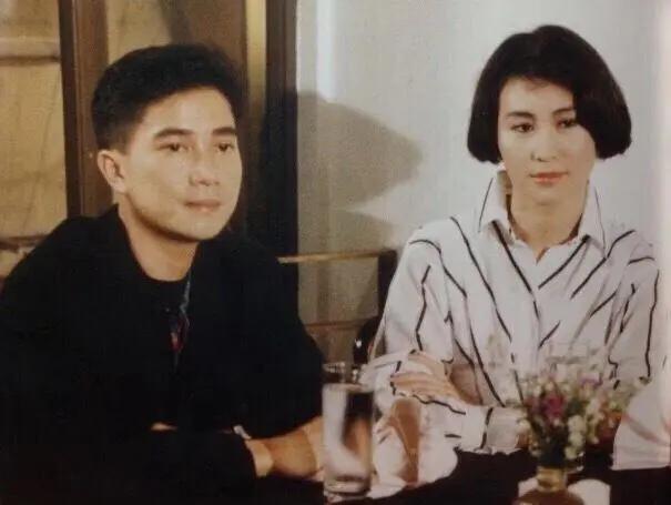 段奕宏的暗恋人尽皆知,黄宗泽的悔过来得太晚,这3对明星太可惜休闲区蓝鸢梦想 - Www.slyday.coM 段奕宏的暗恋人尽皆知,黄宗泽的悔过来得太晚,这3对明星太可惜休闲区蓝鸢梦想 - Www.slyday.coM