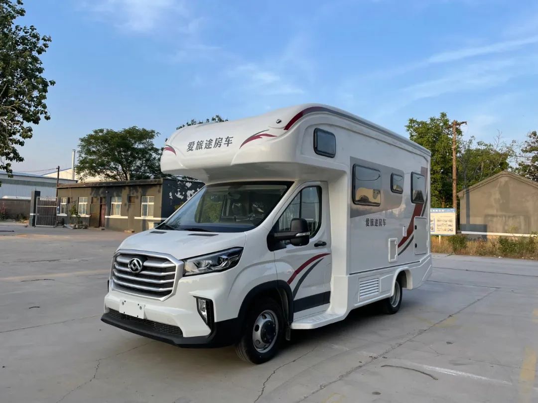 爱旅途夕阳红四号大水电大储物适合国人的房车