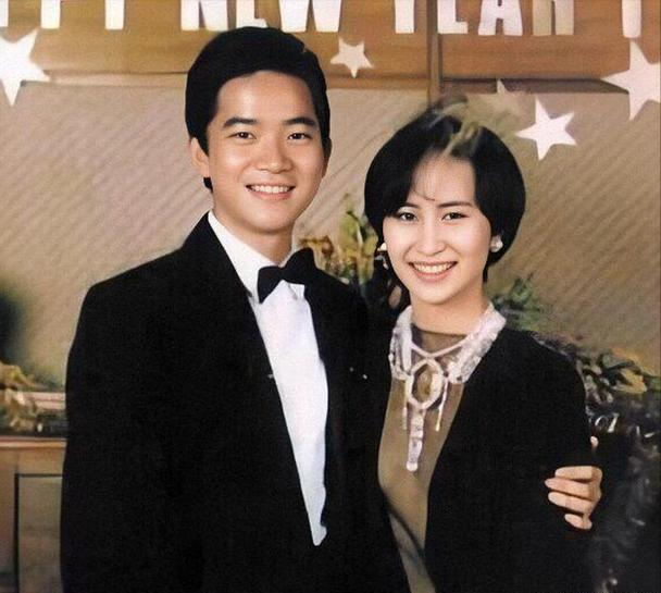 段奕宏的暗恋人尽皆知,黄宗泽的悔过来得太晚,这3对明星太可惜休闲区蓝鸢梦想 - Www.slyday.coM 段奕宏的暗恋人尽皆知,黄宗泽的悔过来得太晚,这3对明星太可惜休闲区蓝鸢梦想 - Www.slyday.coM