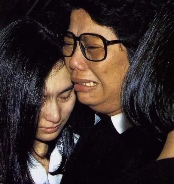 段奕宏的暗恋人尽皆知,黄宗泽的悔过来得太晚,这3对明星太可惜休闲区蓝鸢梦想 - Www.slyday.coM 段奕宏的暗恋人尽皆知,黄宗泽的悔过来得太晚,这3对明星太可惜休闲区蓝鸢梦想 - Www.slyday.coM