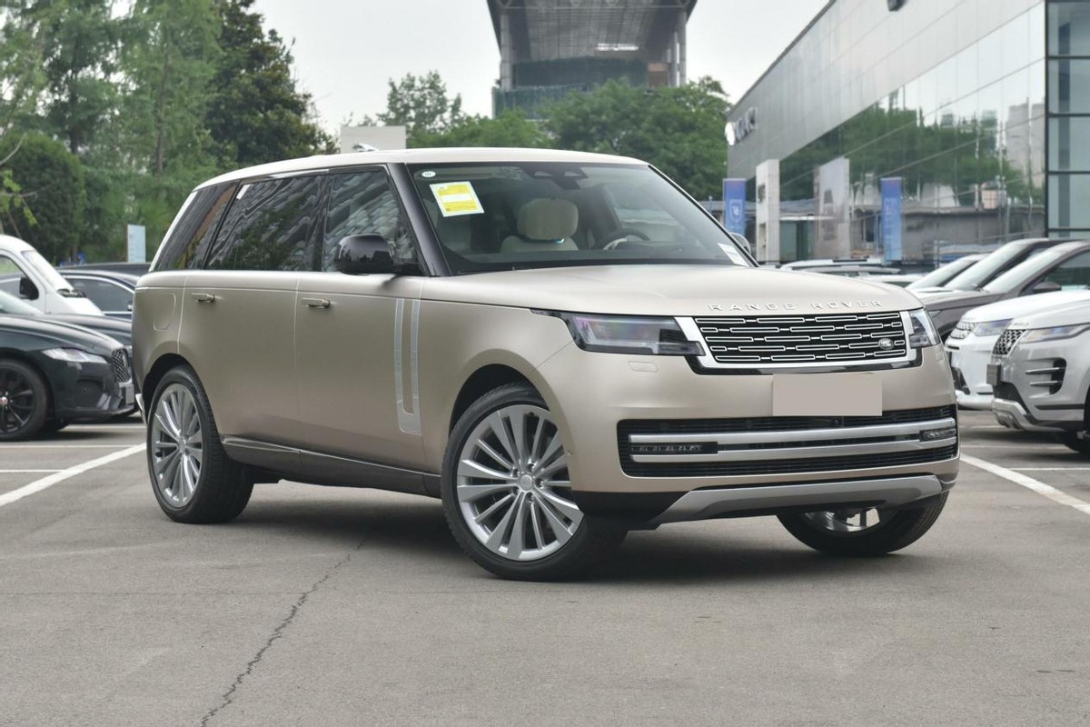 老板跑路车怎么选这几台豪车全方位都很顶还是西装暴徒