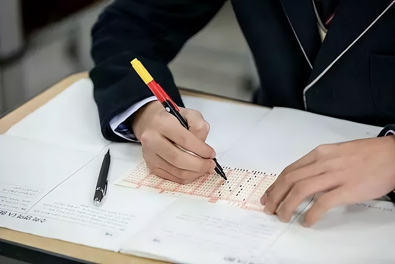 @中考生 你准备好了吗?三大考场攻略,教你考试超常发挥!休闲区蓝鸢梦想 - Www.slyday.coM @中考生 你准备好了吗?三大考场攻略,教你考试超常发挥!休闲区蓝鸢梦想 - Www.slyday.coM