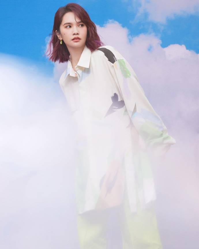 杨丞琳频繁亮相央视晚会 真成央妈宠儿休闲区蓝鸢梦想 - Www.slyday.coM