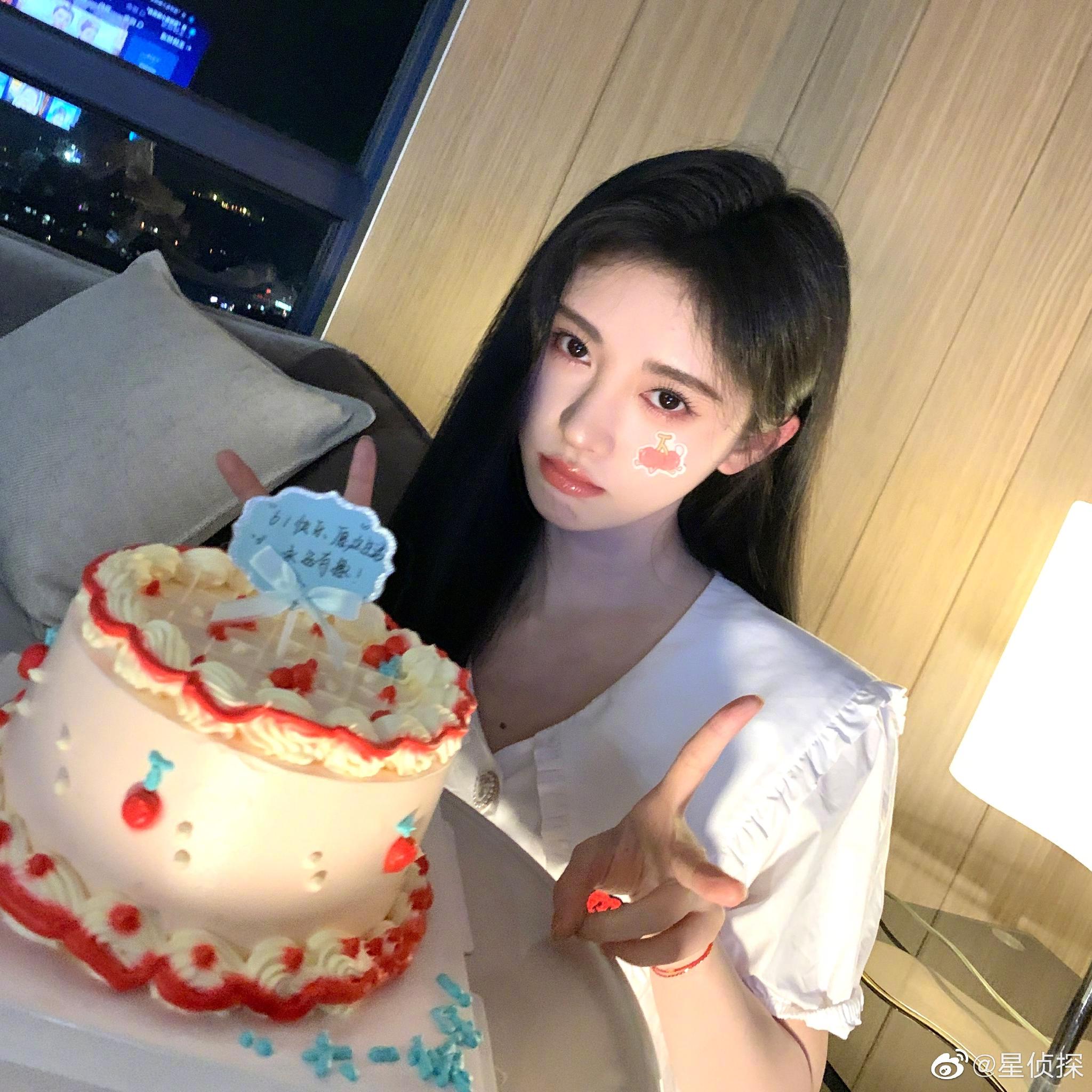 鞠婧祎28岁生日氛围感写真好有氛围感啊……|鞠婧祎|氛围|写真_新浪