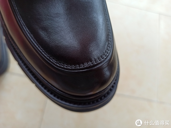 关于老婆因为误会我在上班的同时兼职送外卖，于是花700多元给我买了一双正装皮鞋这件事。ꉂ(ˊᗜˋ*)休闲区蓝鸢梦想 - Www.slyday.coM