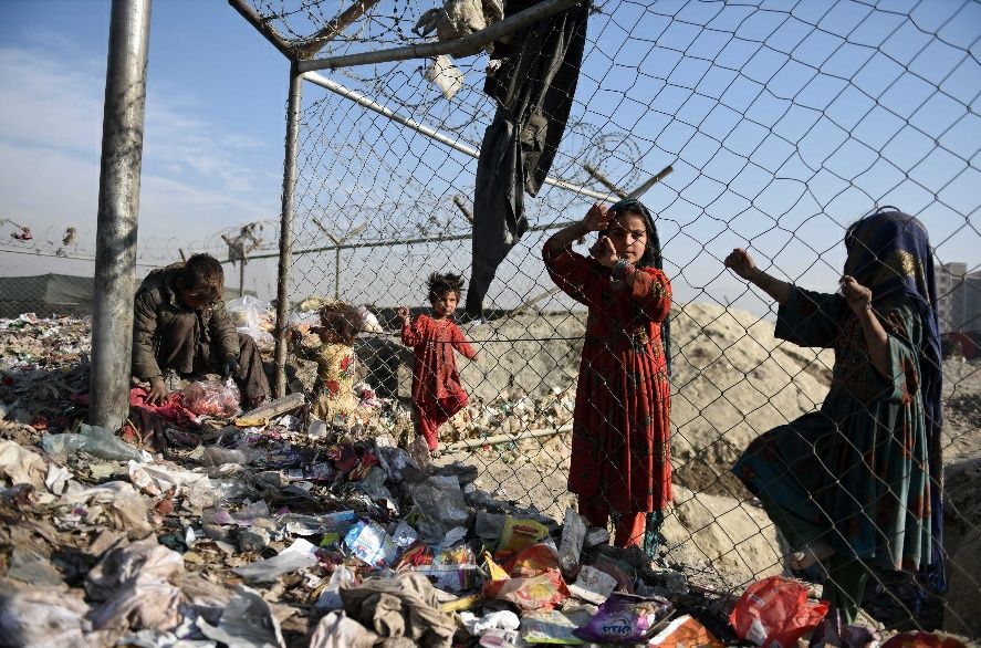 资料图 在阿富汗喀布尔街头拍摄的儿童.(新华社)