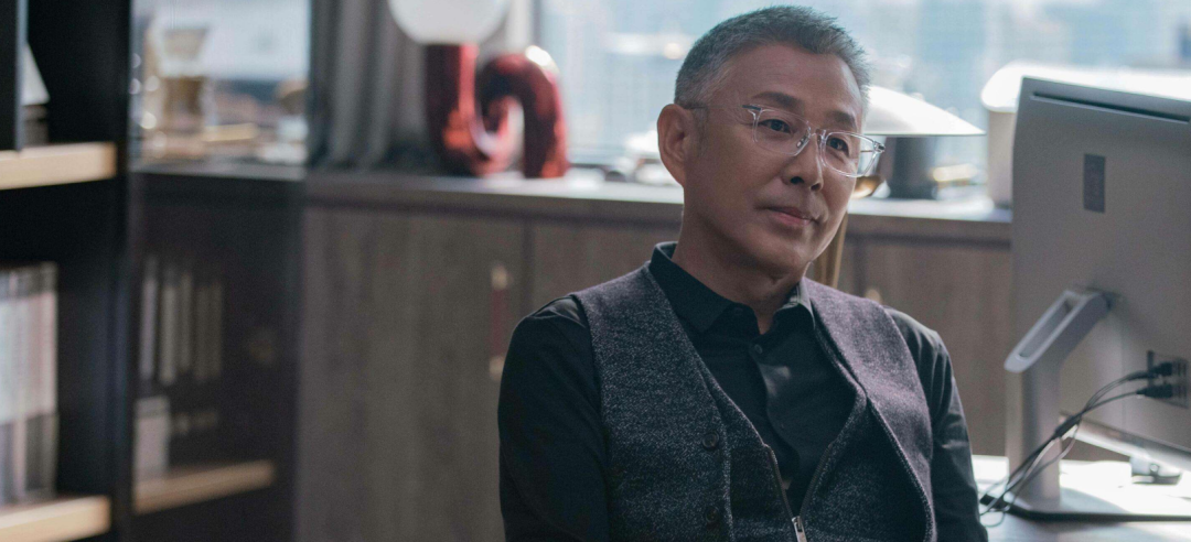 65岁陈道明拒绝“二婚”！白发照刷屏微信！这才是老人最真实的样子...