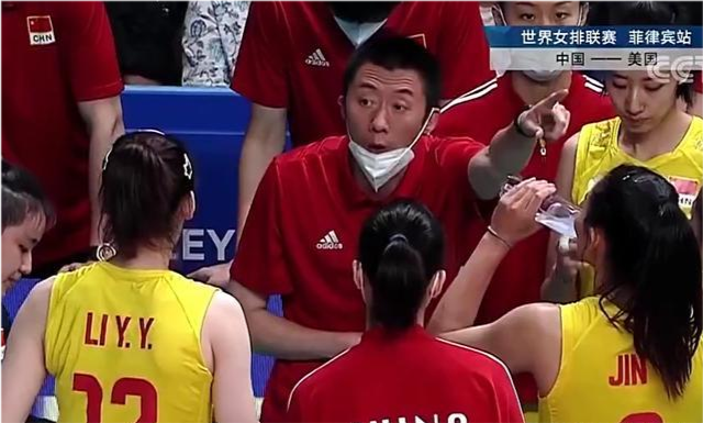 在国家队一天主帅没当过袁志为何能在世界大赛上指挥中国女排