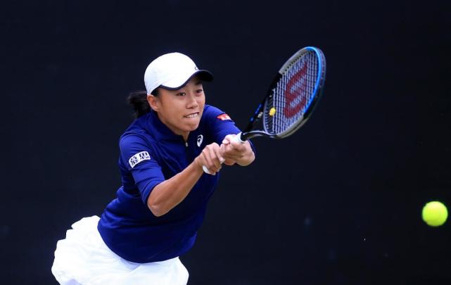 三盘苦战逆转金花张帅生涯第6次闯入决赛单打双打将冲击双冠