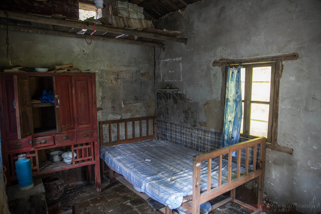 杭州淳安下姜村，因一部电影成为网红打卡地，看着是不是很眼熟？休闲区蓝鸢梦想 - Www.slyday.coM