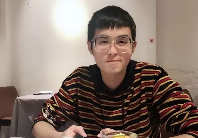 官方为RNG开特权，不看夏季赛成绩，直接受邀参加S12世界赛休闲区蓝鸢梦想 - Www.slyday.coM