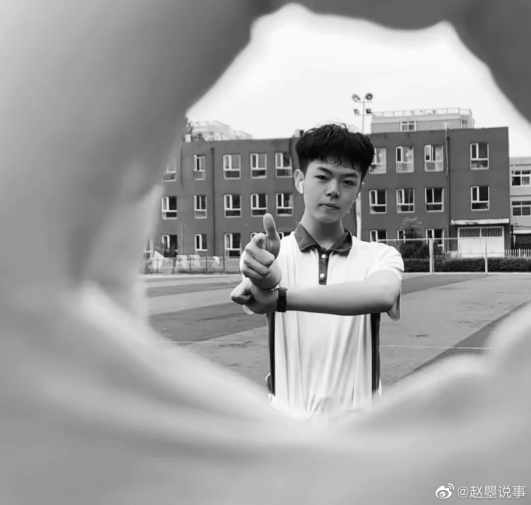 6月17日,唐山市雷霆风暴誓师大会现场……休闲区蓝鸢梦想 - Www.slyday.coM 6月17日,唐山市雷霆风暴誓师大会现场……休闲区蓝鸢梦想 - Www.slyday.coM