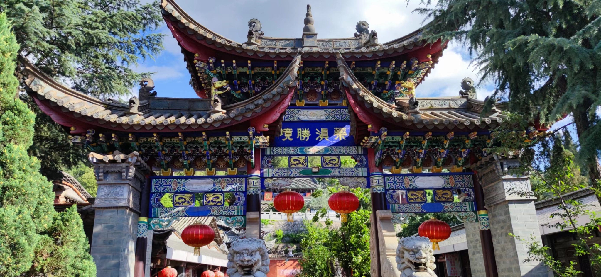 昆明筇竹寺五百罗汉被誉为「东方雕塑艺术宝库中一颗璀璨的明珠」，其艺术成就为何如此之高？ - 知乎